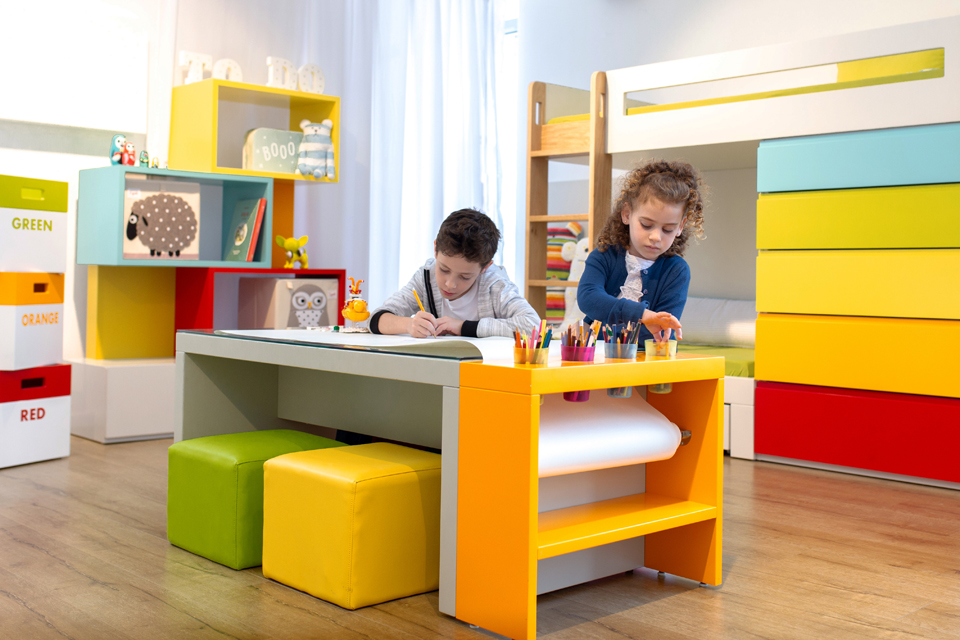 הדומי ישיבה צבעוניים לחדרי ילדים ונוער
